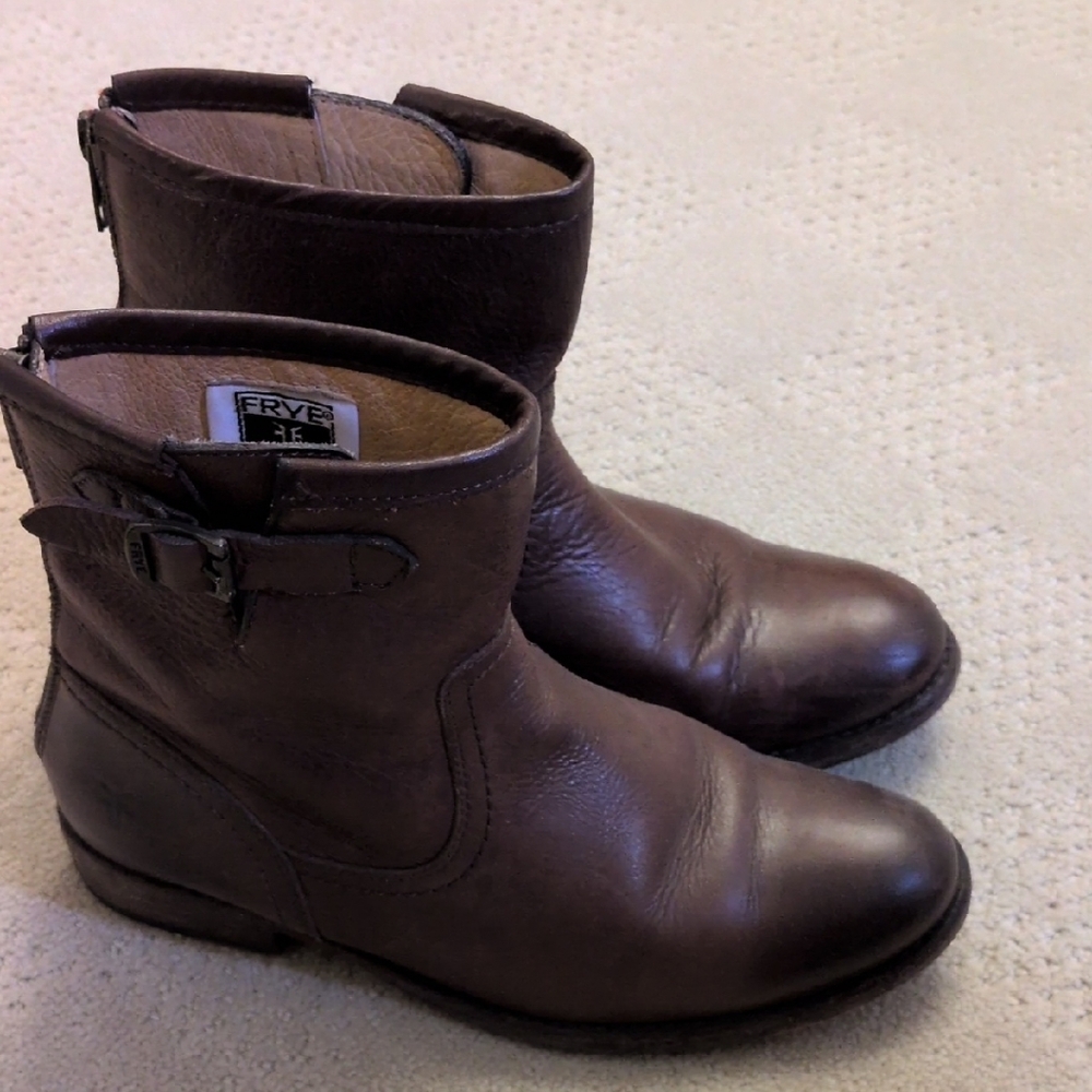 Frye Women's Brown Leather Ankle Boots